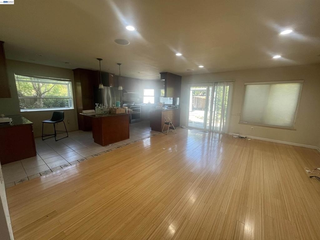 751 Los Pinos Ave - Photo 3