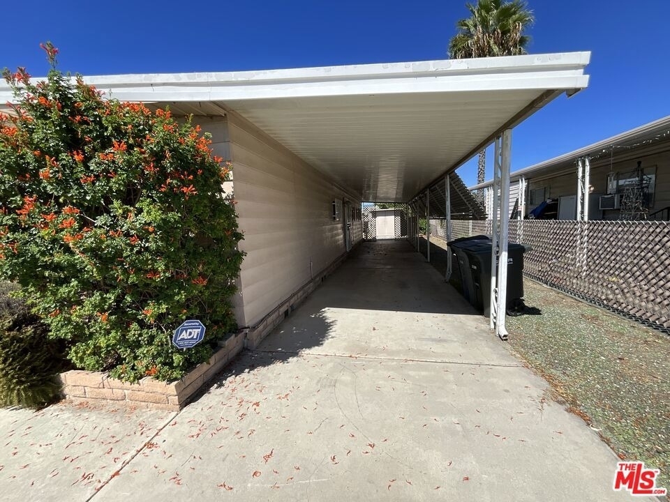 1014 W Johnston Avenue - Photo 13