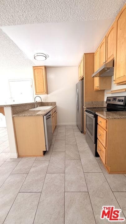 2807 6th Street - Photo 4