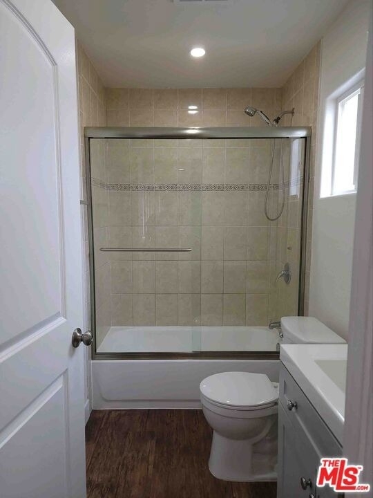 1334 W 62 - Photo 6