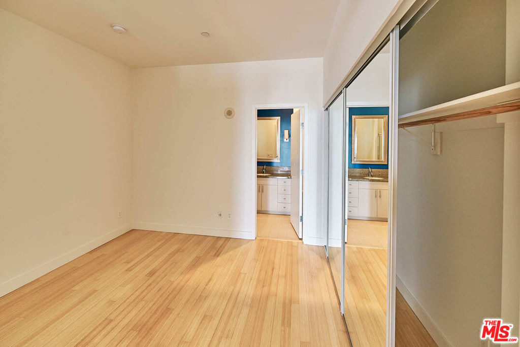 3810 Wilshire Blvd - Photo 11