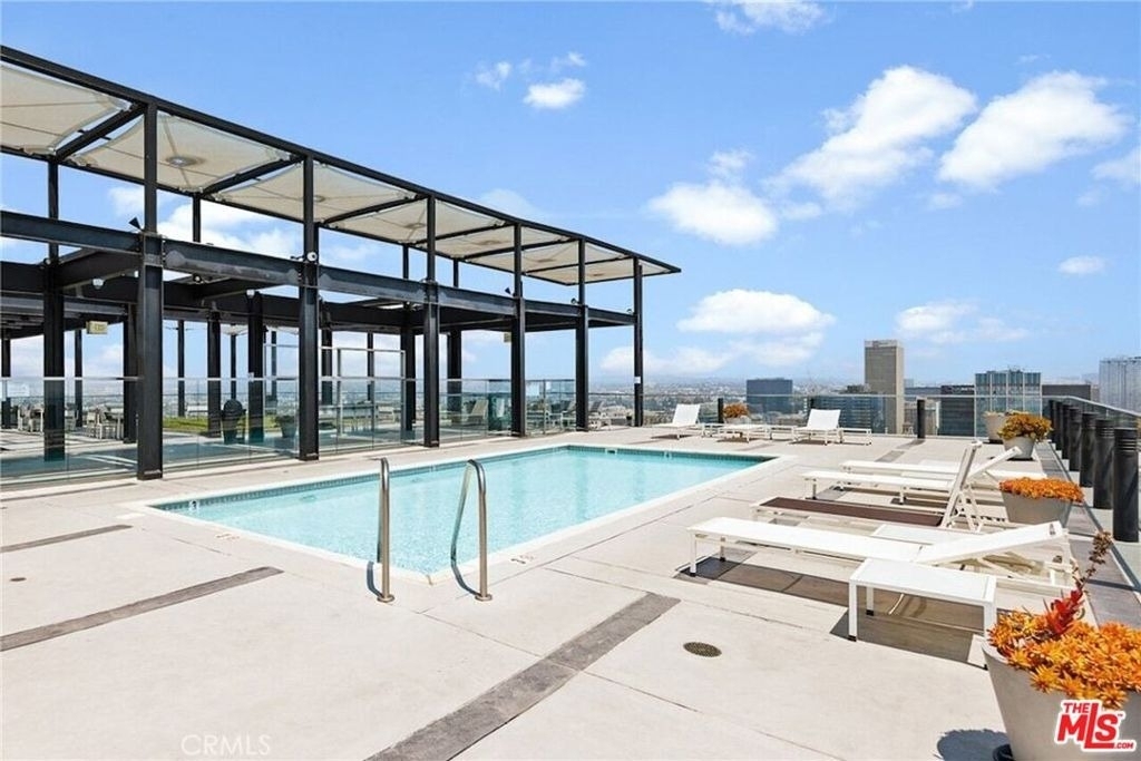 3810 Wilshire Blvd - Photo 4