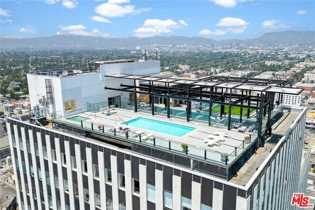 3810 Wilshire Blvd - Photo 6