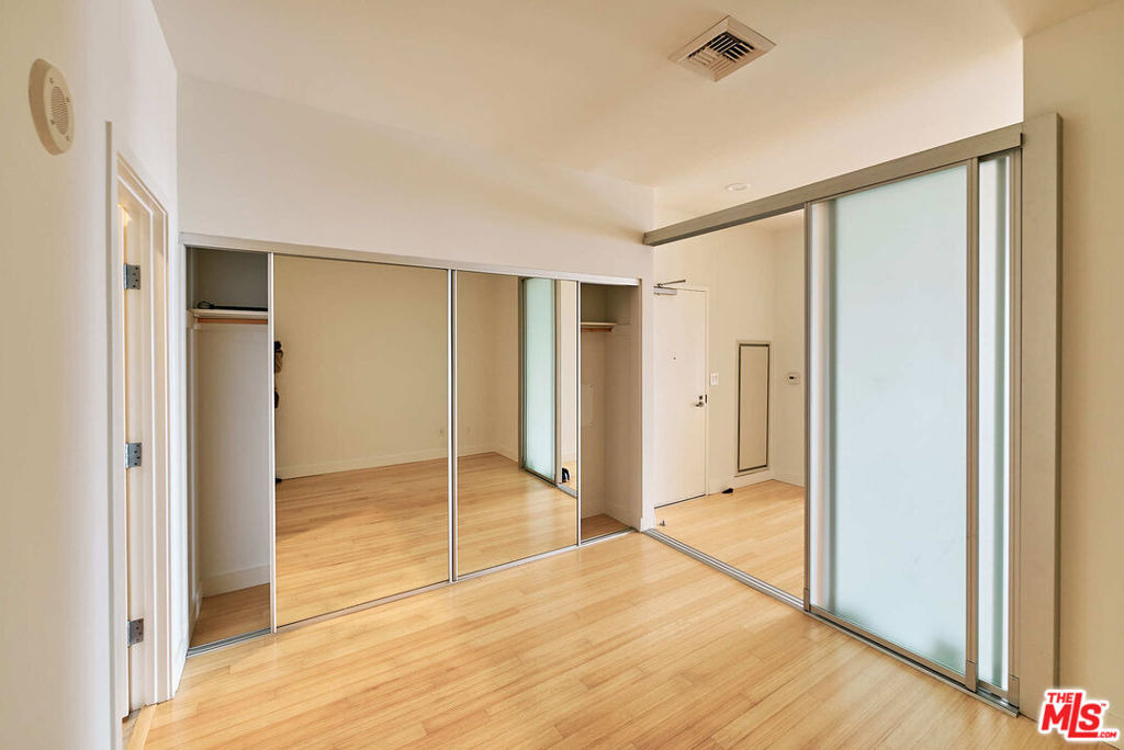 3810 Wilshire Blvd - Photo 12