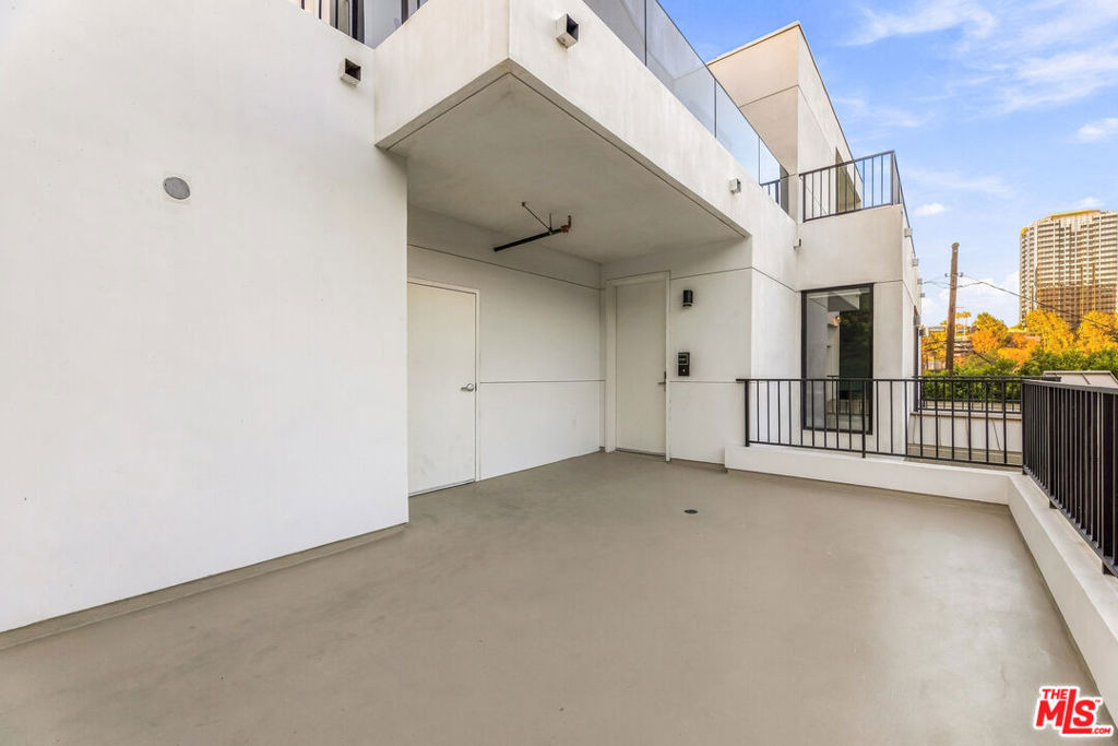 3659 1/2 Regal Pl, Los Angeles, Ca 90068, Usa - Photo 51