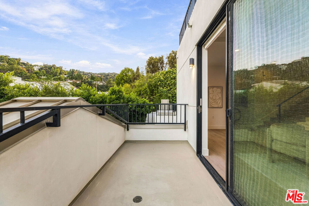 3659 1/2 Regal Pl, Los Angeles, Ca 90068, Usa - Photo 52