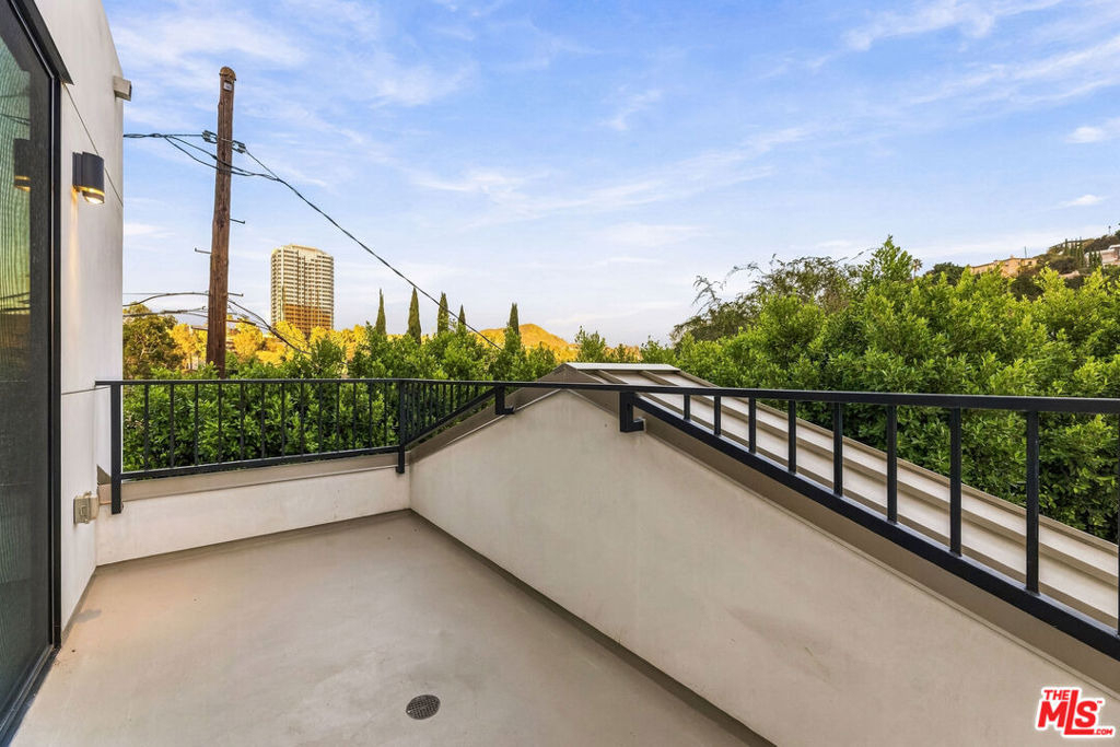 3659 1/2 Regal Pl, Los Angeles, Ca 90068, Usa - Photo 53