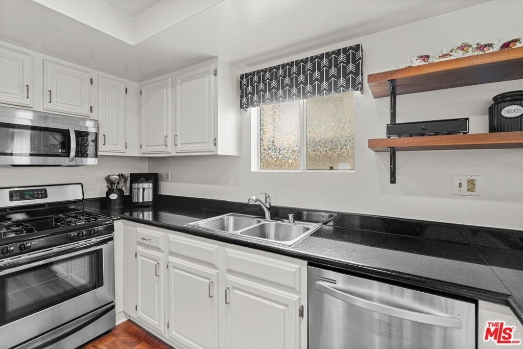 11907 Darlington Avenue - Photo 4