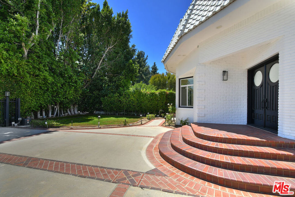 14713 Valleyheart Drive - Photo 19