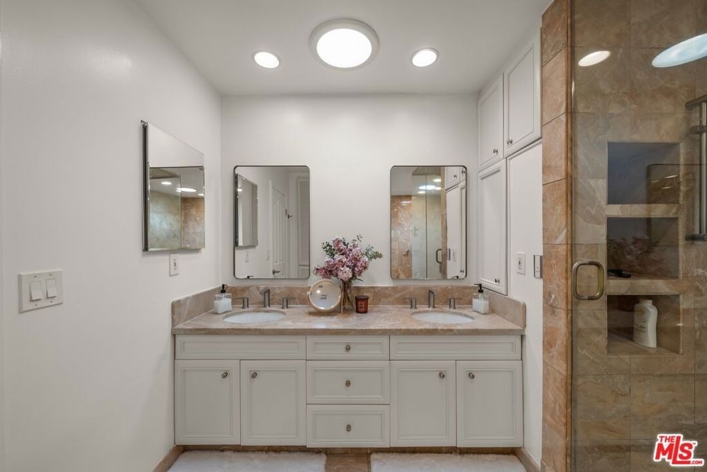 9023 Alto Cedro Drive - Photo 38