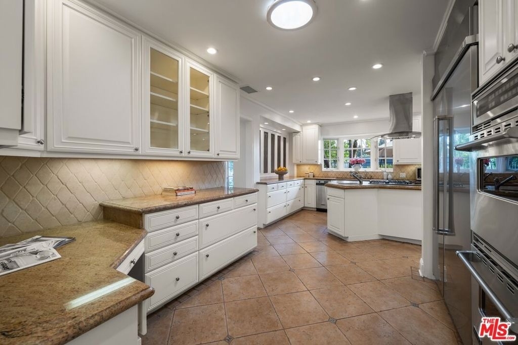 9023 Alto Cedro Drive - Photo 22