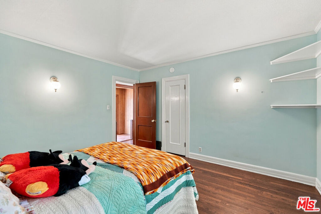 343 N Bronson Avenue - Photo 26