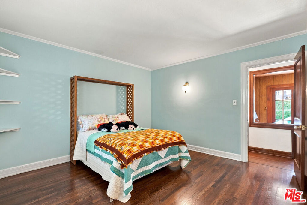 343 N Bronson Avenue - Photo 25