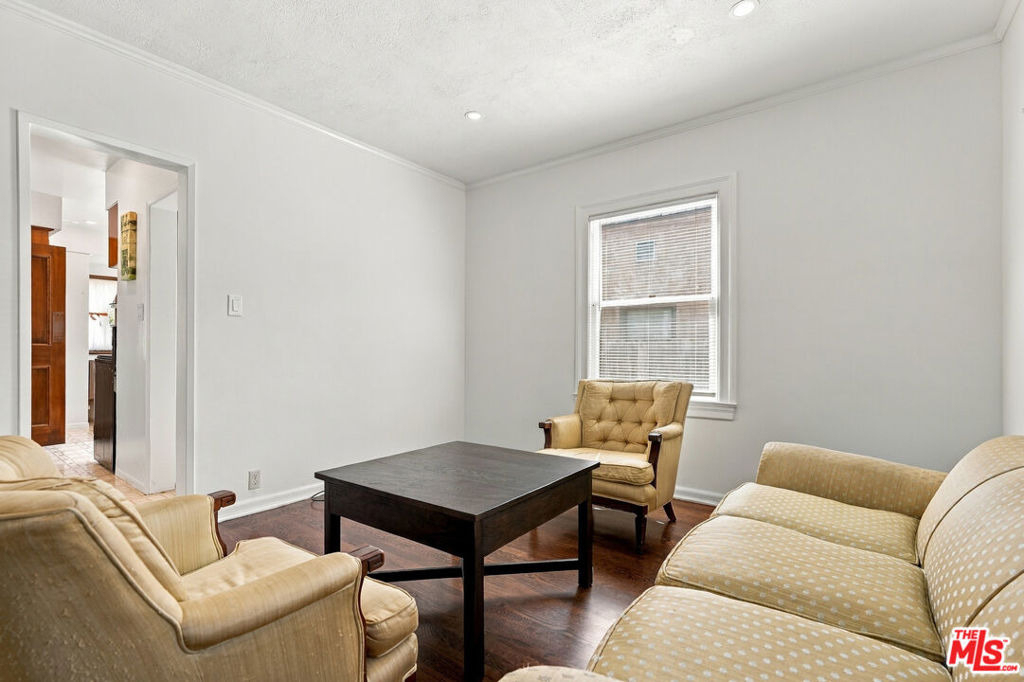 343 N Bronson Avenue - Photo 20