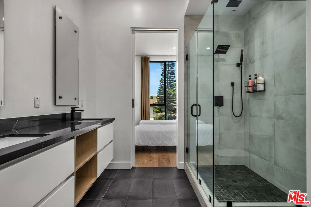 12136 Clarkson Road - Photo 18