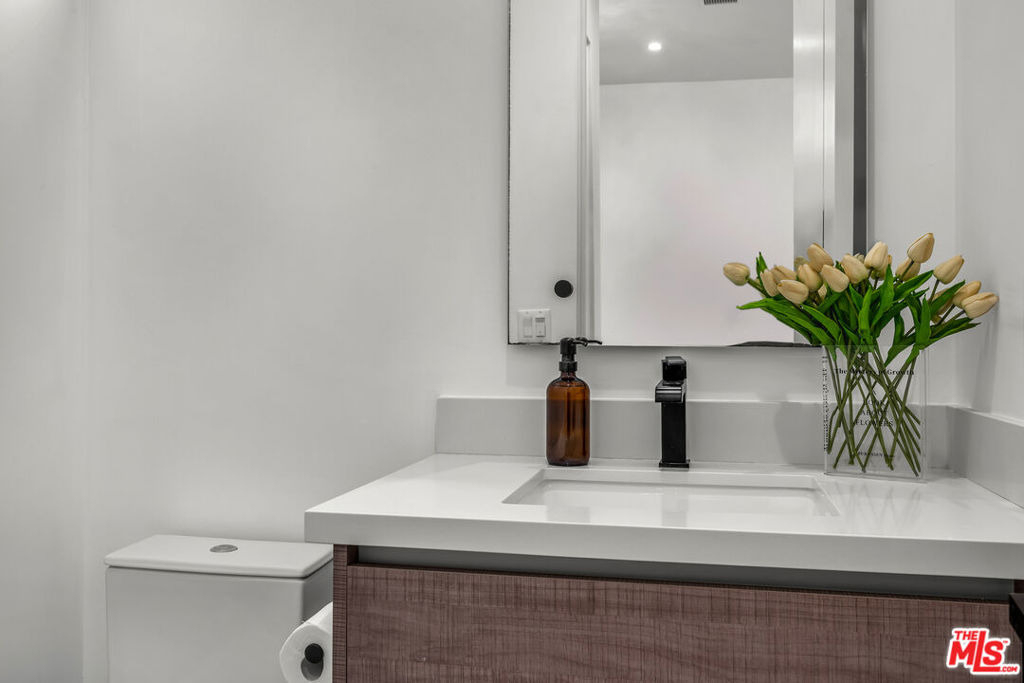 12136 Clarkson Road - Photo 9