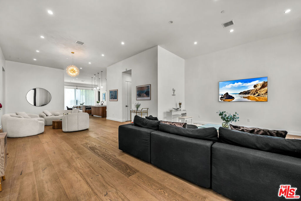 12136 Clarkson Road - Photo 3