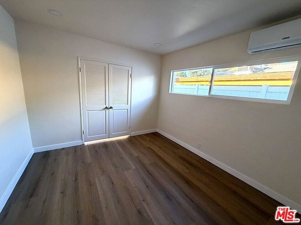 10911 Lemay Street - Photo 28