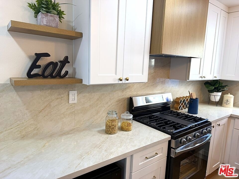 10911 Lemay Street - Photo 11