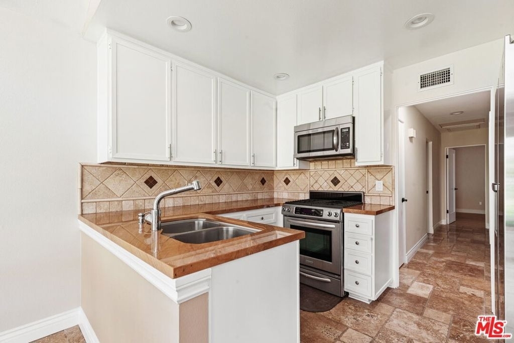 30712 Lakefront Drive - Photo 15
