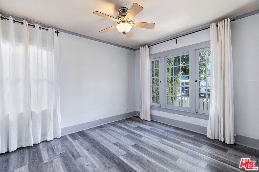 3819 Goldwyn Terrace - Photo 13