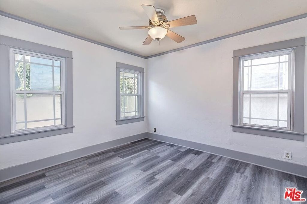 3819 Goldwyn Terrace - Photo 14