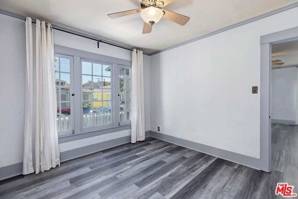 3819 Goldwyn Terrace - Photo 15