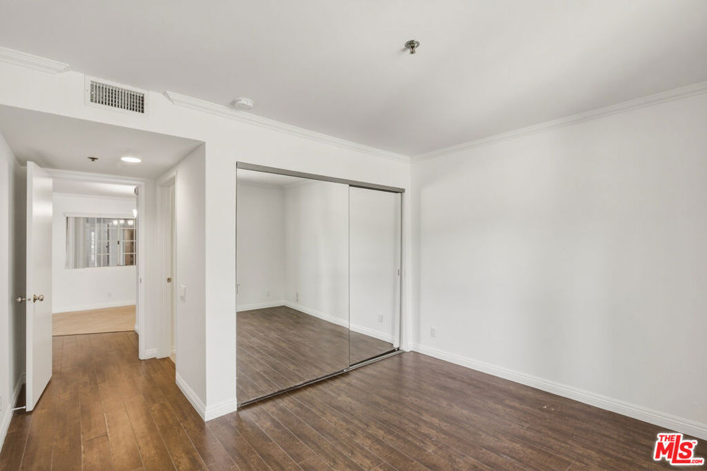 4401 Sepulveda Boulevard - Photo 7