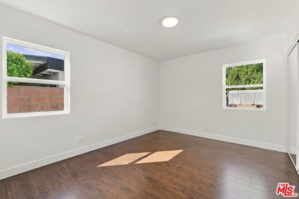 10551 Blucher Avenue - Photo 21