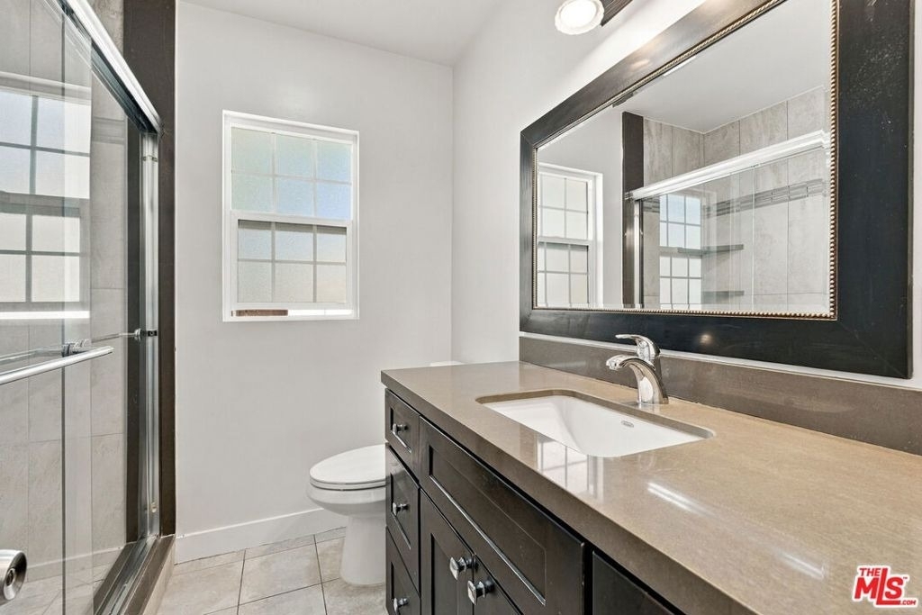 10551 Blucher Avenue - Photo 18