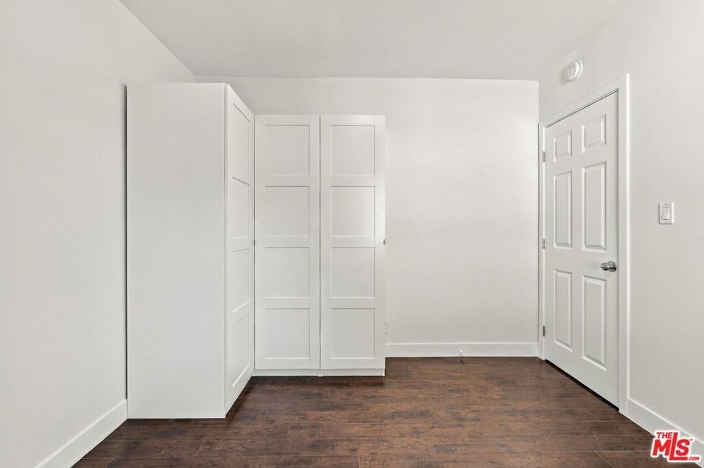 10551 Blucher Avenue - Photo 16