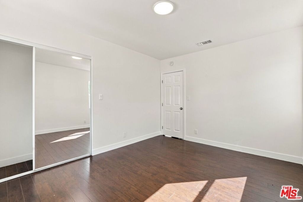 10551 Blucher Avenue - Photo 22