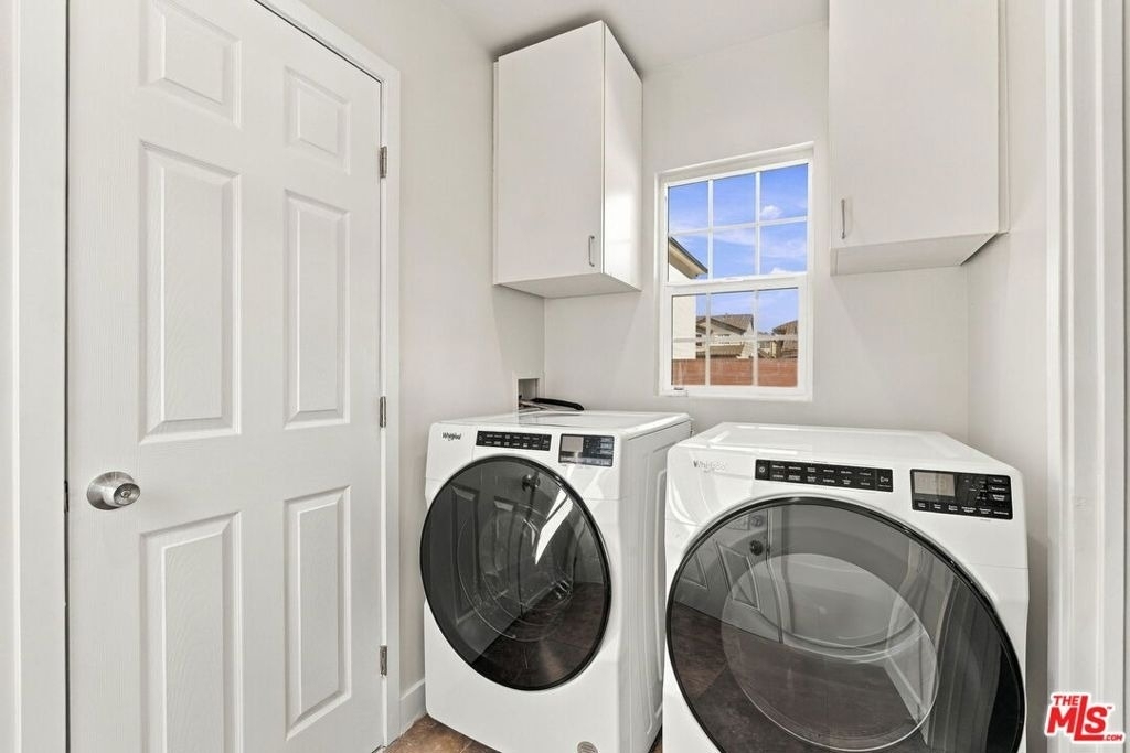 10551 Blucher Avenue - Photo 12