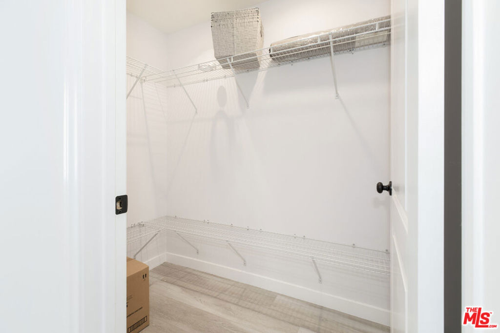 715 S Lake Street - Photo 22