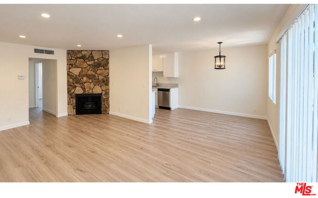15141 Burbank Boulevard - Photo 1