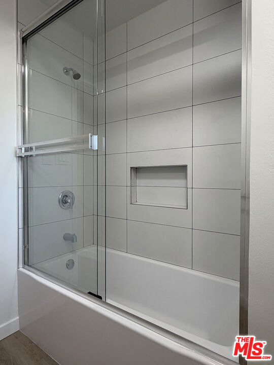 11500 Riverside Drive - Photo 9