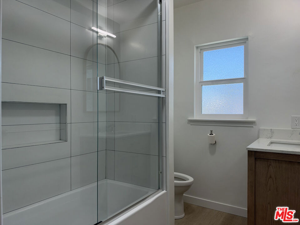 11500 Riverside Drive - Photo 8