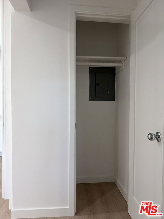 11500 Riverside Drive - Photo 13