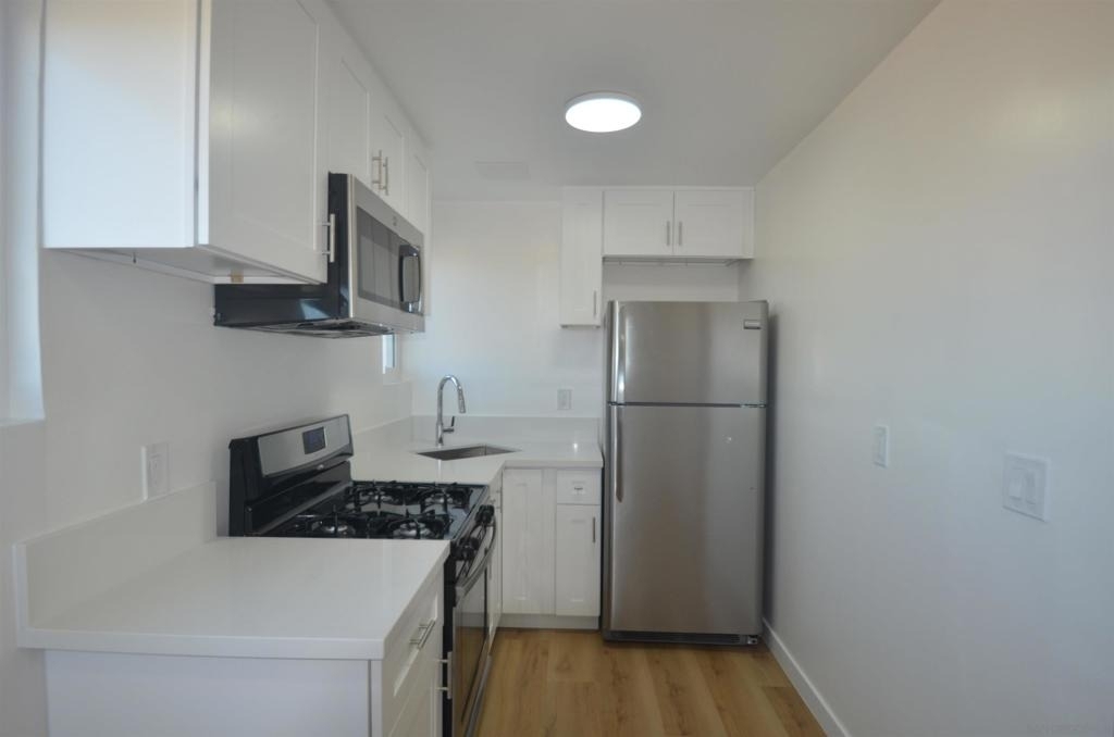 625 Palm - Photo 2