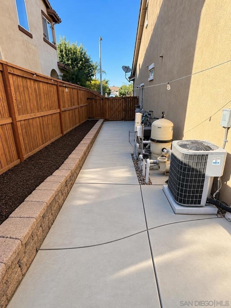 28361 Adrienne Street - Photo 16