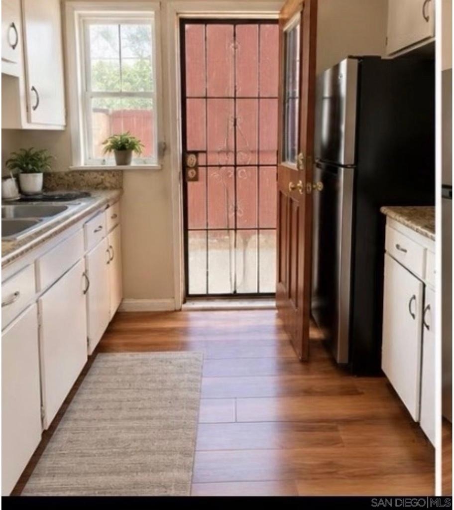 732 Jefferson Ave - Photo 4