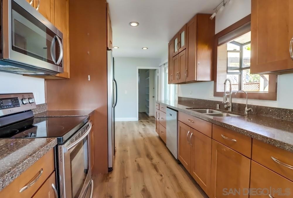 1011 La Mesa Ave - Photo 14