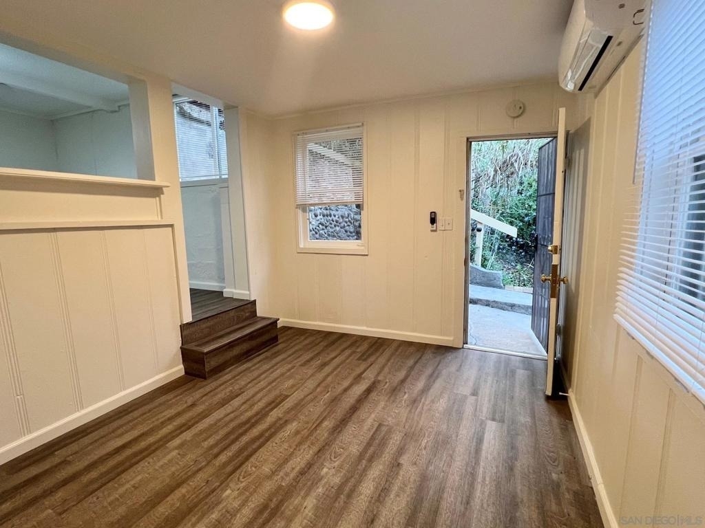 1515 31st Street - Photo 2