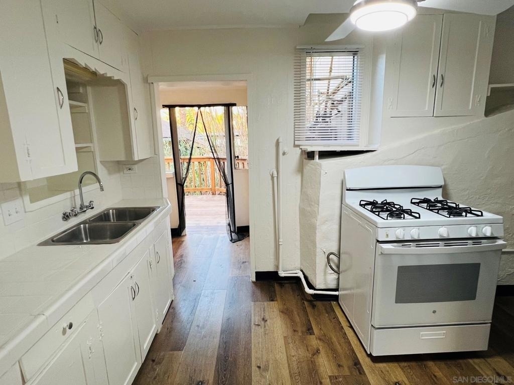 1515 31st Street - Photo 6