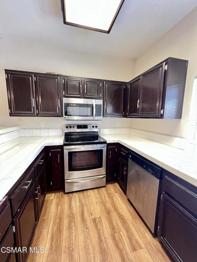 5798 Oak Bank Trail - Photo 2