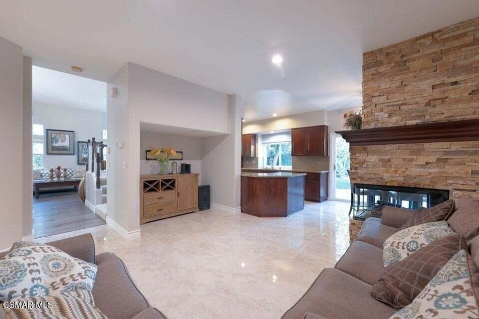 154 Symphony Lane - Photo 3