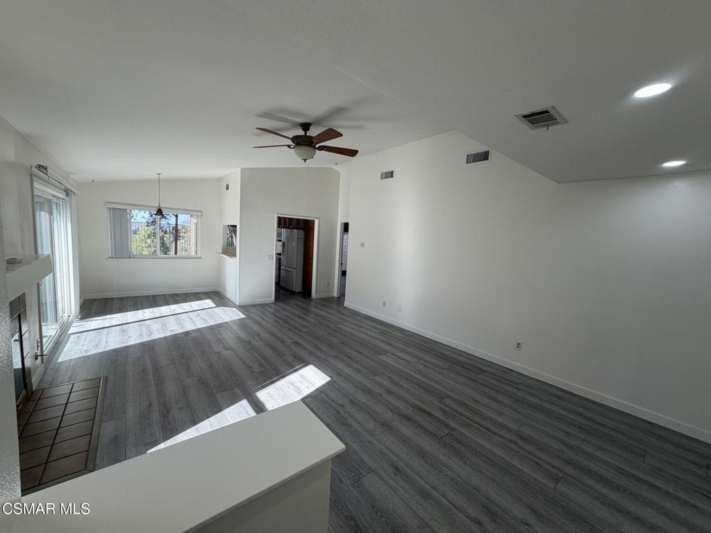 14832 Marquette Street - Photo 2