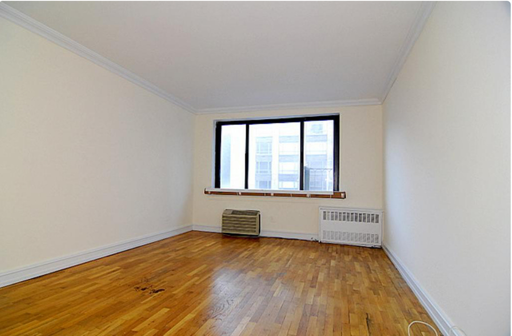 East 87th street  - Photo 4
