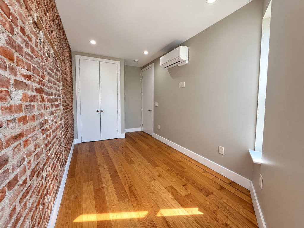 1325 Flatbush Avenue - Photo 4