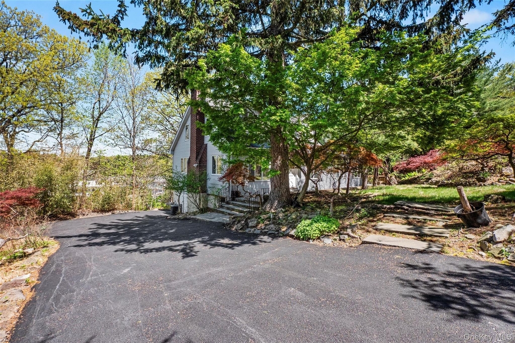 515 Mountainview Avenue - Photo 3